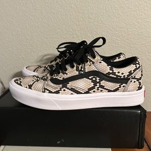 Vans Custom Old School